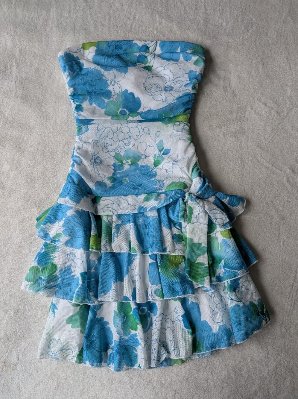 Vintage Floral Strapless Mini Dress